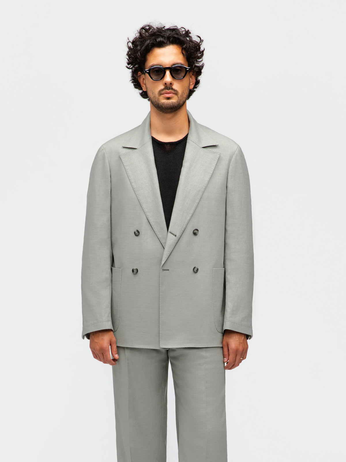 SUIT 5